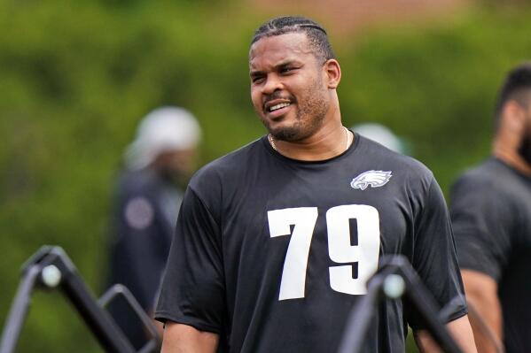 Eagles 3 time Pro Bowl guard Brandon Brooks retires AP News